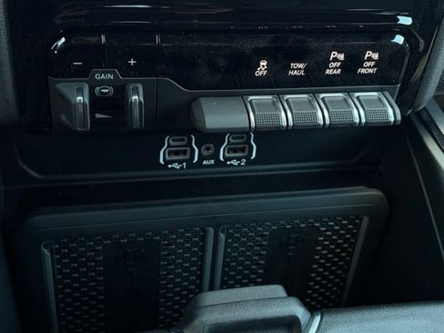 New 2026 RAM 2500 Rebel w/ Rebel Level 1 Equipment Group AWD/4WD image 23