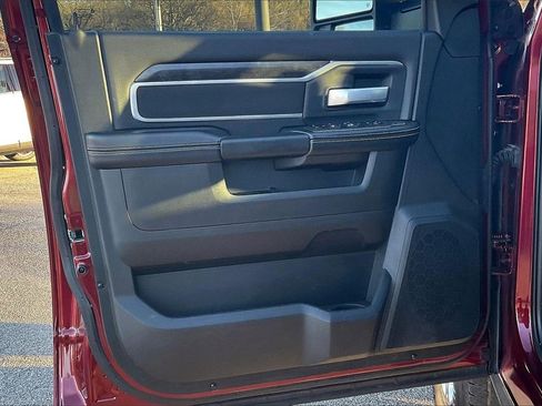 Used 2024 RAM 3500 Big Horn w/ Sport Appearance Package image 22