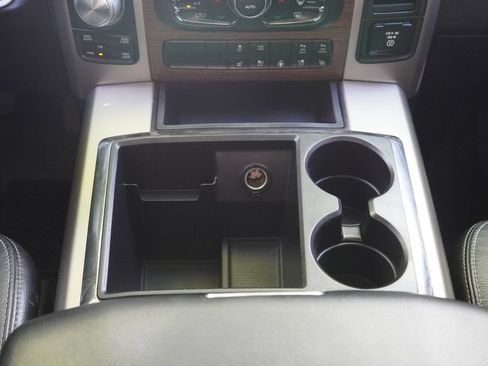 Used 2015 RAM 1500 Laramie w/ Convenience Group AWD/4WD image 23