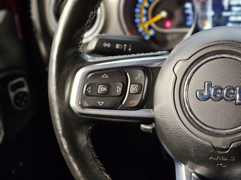 Used 2021 Jeep Wrangler Unlimited Sahara w/ Cold Weather Group image 27