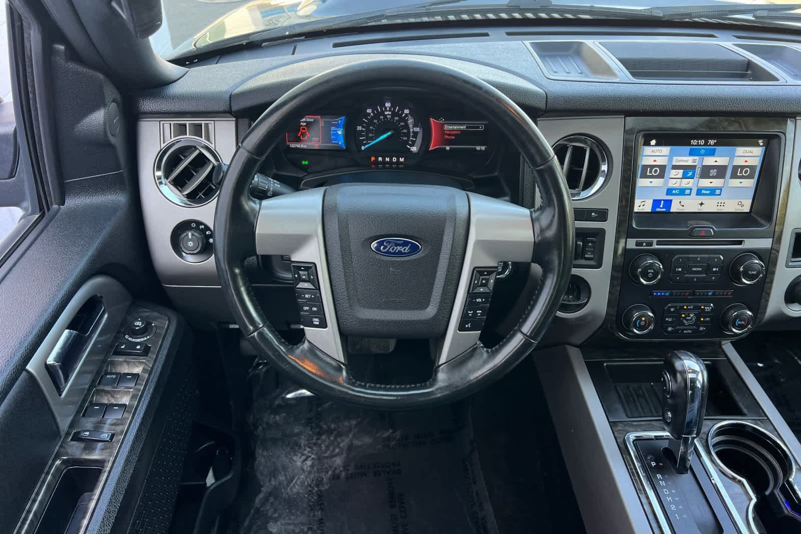 Used 2017 Ford Expedition Limited RWD image 15