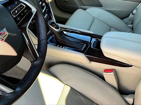 Used 2017 Cadillac XTS Luxury w/ Driver Awareness Package image 17