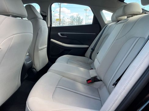 Used 2025 Hyundai Sonata SEL FWD image 25