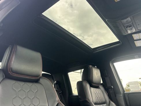 Used 2023 Nissan Frontier Pro-X w/ Pro-X Premium Package image 16