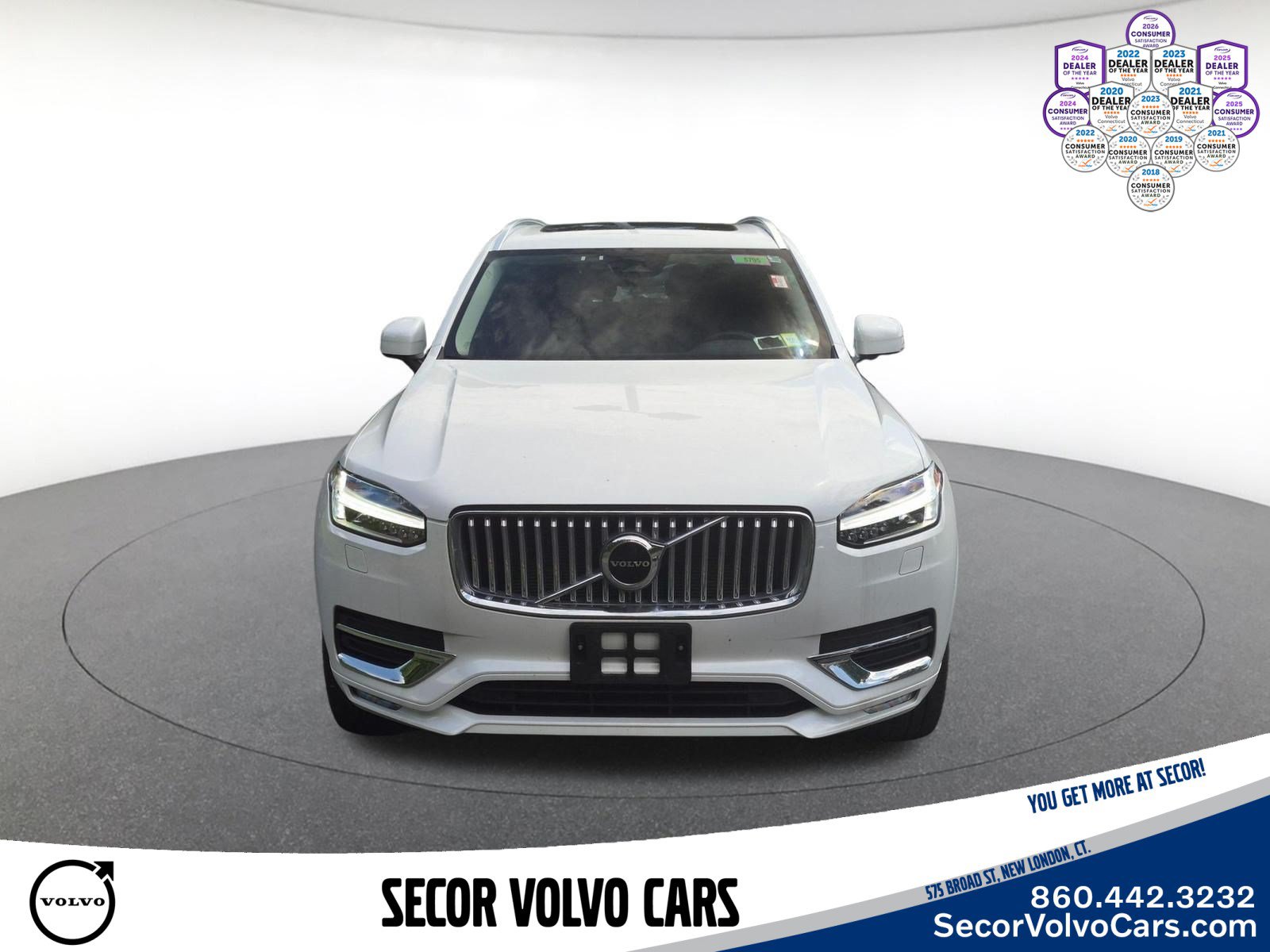 Used 2024 Volvo XC90 B5 Core w/ Protection Package Premier AWD/4WD image 2