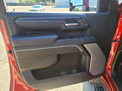 Used 2025 GMC Sierra 2500 AT4X AWD/4WD image 19