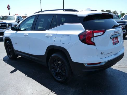 Certified 2023 GMC Terrain AT4 AWD/4WD image 8