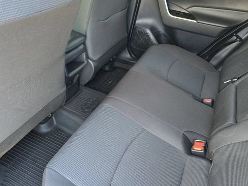 Used 2020 Toyota RAV4 LE w/ All Weather Liner Package AWD/4WD image 9