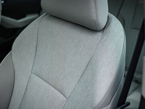 Used 2025 Honda Accord LX image 30