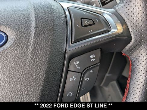 Used 2022 Ford Edge ST-Line w/ Class II Trailer Tow Package AWD/4WD image 18