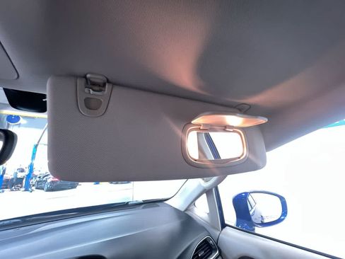 Used 2018 Chrysler Pacifica Touring-L Plus FWD image 35