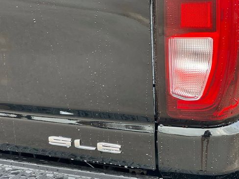 New 2026 GMC Sierra 2500 SLE AWD/4WD image 21