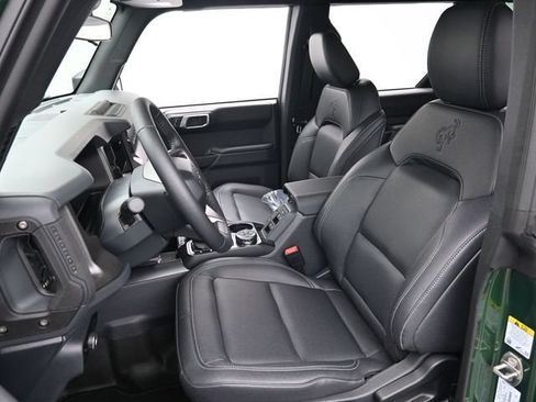 Used 2025 Ford Bronco Badlands AWD/4WD image 12