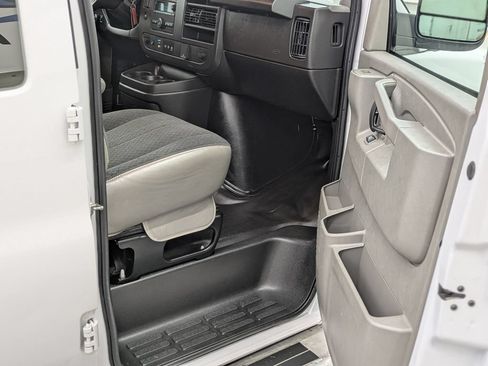 Used 2025 GMC Savana 2500 w/ Driver Convenience Package RWD image 16