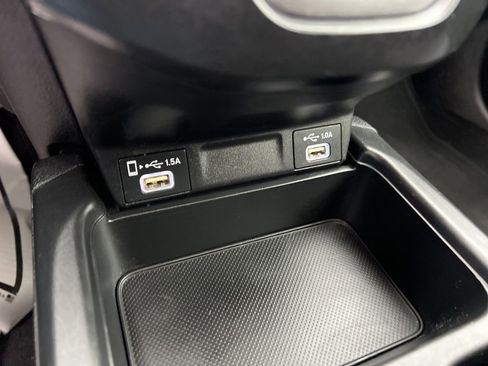 Certified 2022 Honda CR-V EX image 33