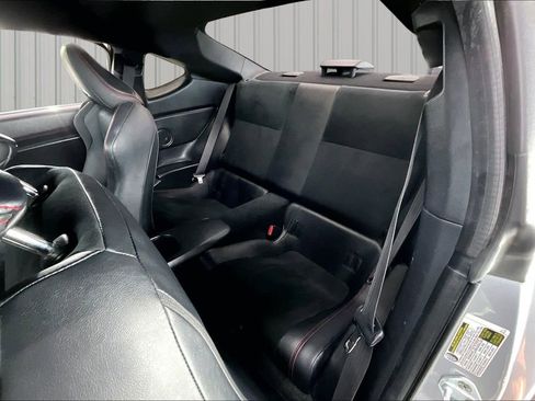 Used 2017 Subaru BRZ Limited w/ Popular Package #3 RWD image 21