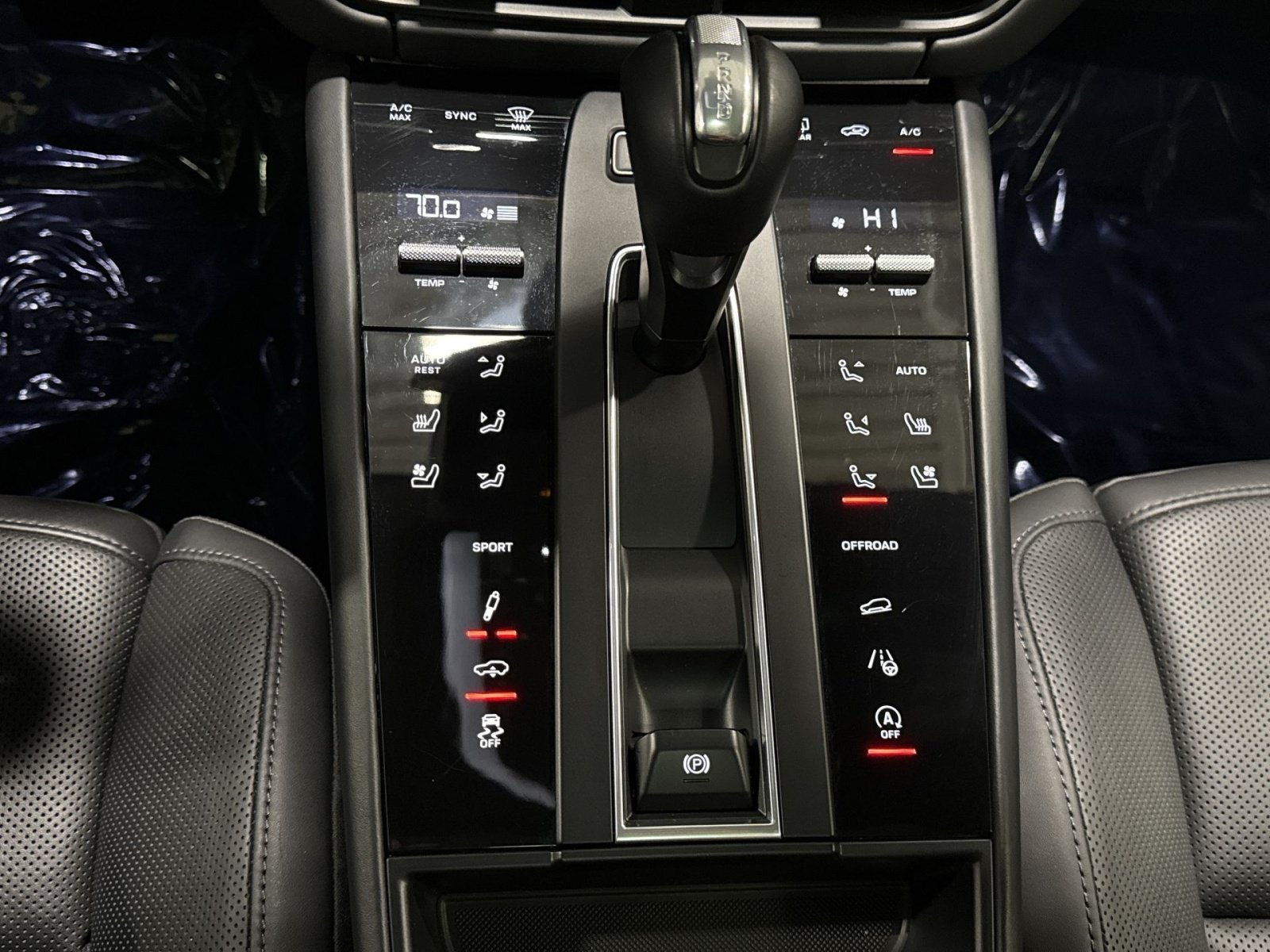 Used 2022 Porsche Macan S AWD/4WD image 21