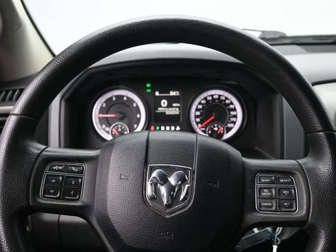 Used 2015 RAM 1500 Express AWD/4WD image 10