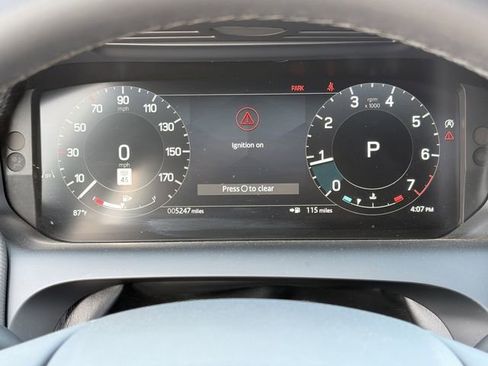 Used 2025 Land Rover Discovery Sport Dynamic SE AWD/4WD image 11