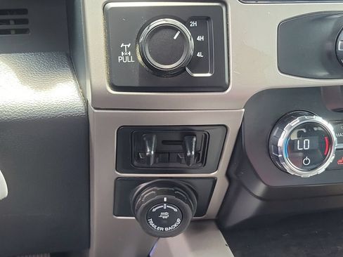 Used 2022 Ford F350 Lariat w/ Chrome Package AWD/4WD image 30