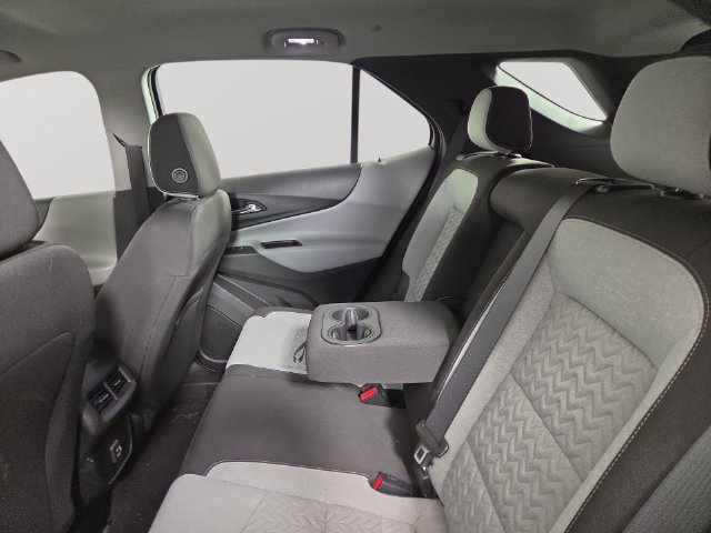 Used 2022 Chevrolet Equinox LS AWD/4WD image 16