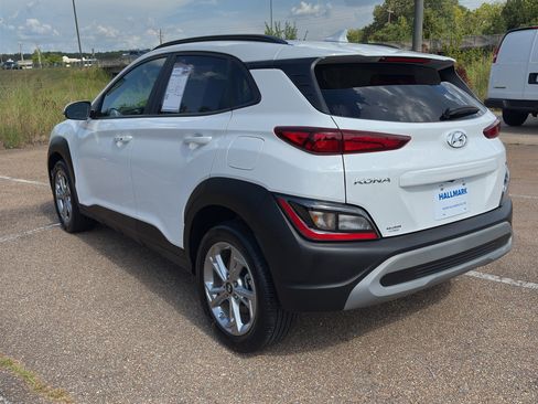 Used 2023 Hyundai Kona SEL w/ Cargo Package AWD/4WD image 5