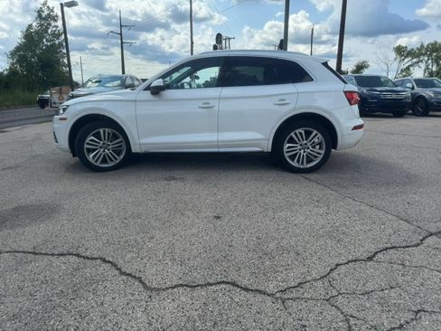 Used 2018 Audi Q5 2.0T Premium Plus w/ Premium Plus Package AWD/4WD image 8
