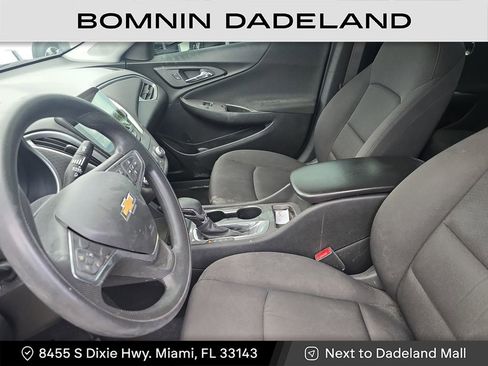 Used 2022 Chevrolet Malibu LS image 19