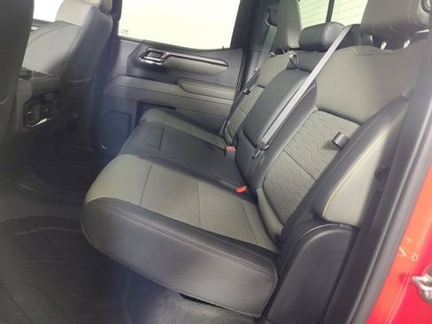 Used 2024 Chevrolet Silverado 1500 ZR2 w/ Technology Package image 22