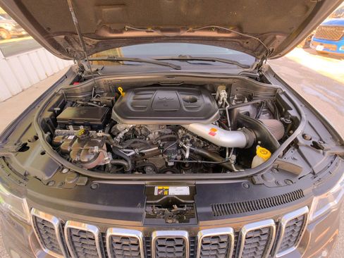 Used 2020 Jeep Grand Cherokee Limited image 38