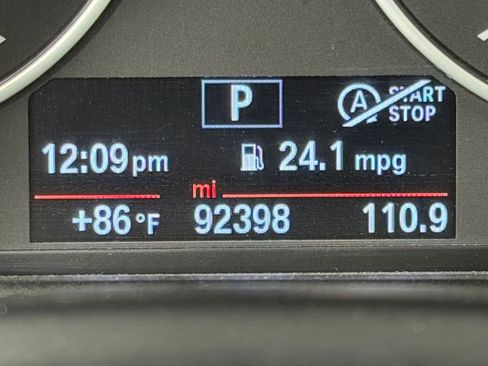 Used 2015 BMW 228i xDrive Convertible image 28