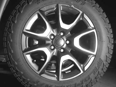 Used 2025 Jeep Compass Trailhawk AWD/4WD image 14