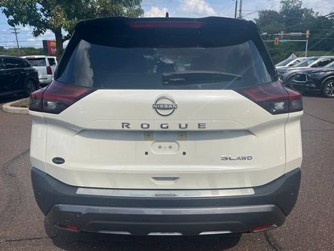 Used 2023 Nissan Rogue SL AWD/4WD image 4