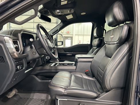 Used 2024 Ford F350 Platinum w/ Tremor Off-Road Package image 10