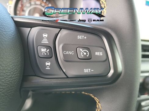 Used 2024 Jeep Wrangler Unlimited Sport AWD/4WD image 27