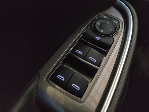 Used 2019 Chevrolet Malibu LT FWD image 27