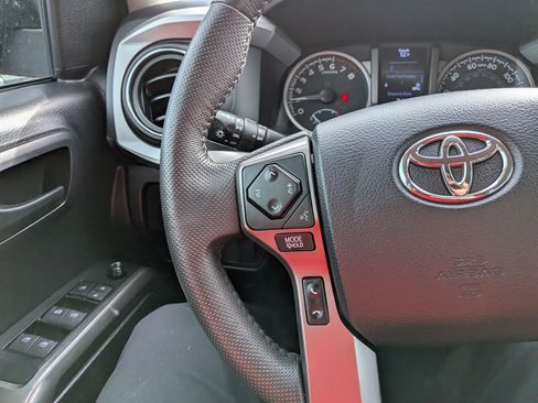 Used 2020 Toyota Tacoma SR5 image 16