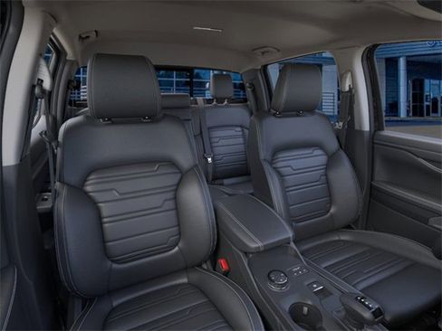 New 2025 Ford Ranger Lariat w/ FX4 Off-Road Package image 10