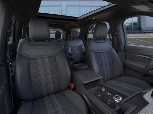 New 2026 Ford Explorer ST-Line image 10