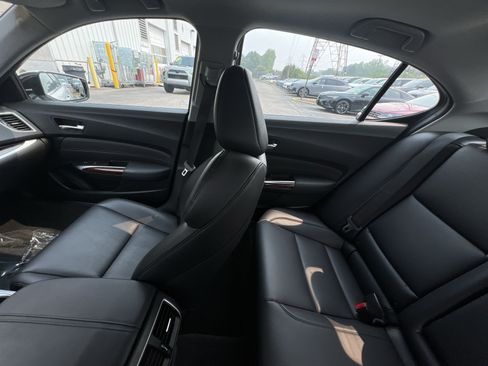 Certified 2016 Acura TLX V6 FWD image 3