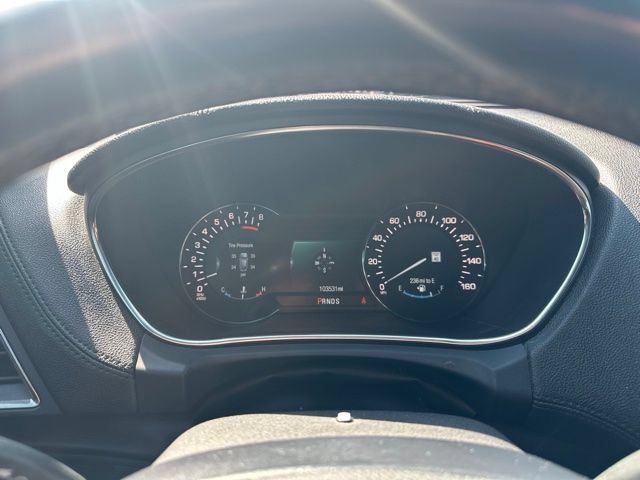 Used 2016 Lincoln MKX Select w/ Select Plus Package FWD image 2
