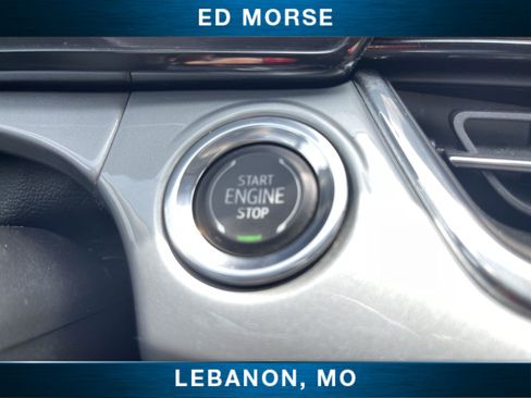 Certified 2025 Chevrolet Trax LT w/ LT Convenience Package FWD image 16