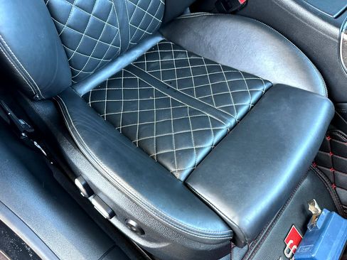 Used 2018 Audi S7 Premium Plus w/ S Sport Package image 53