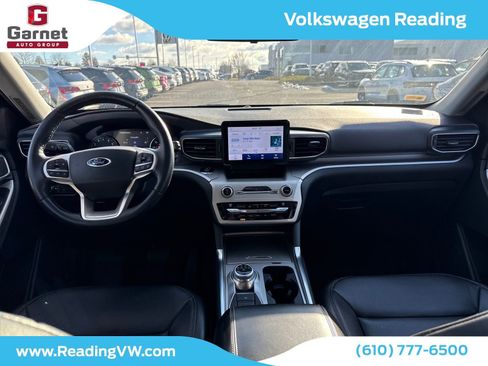 Used 2020 Ford Explorer XLT w/ Equipment Group 202A image 13