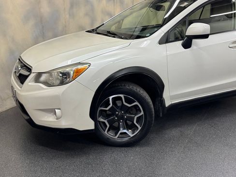 Used 2013 Subaru Crosstrek 2.0i Premium AWD/4WD image 2