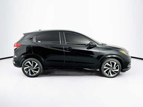 Used 2019 Honda HR-V Sport image 10