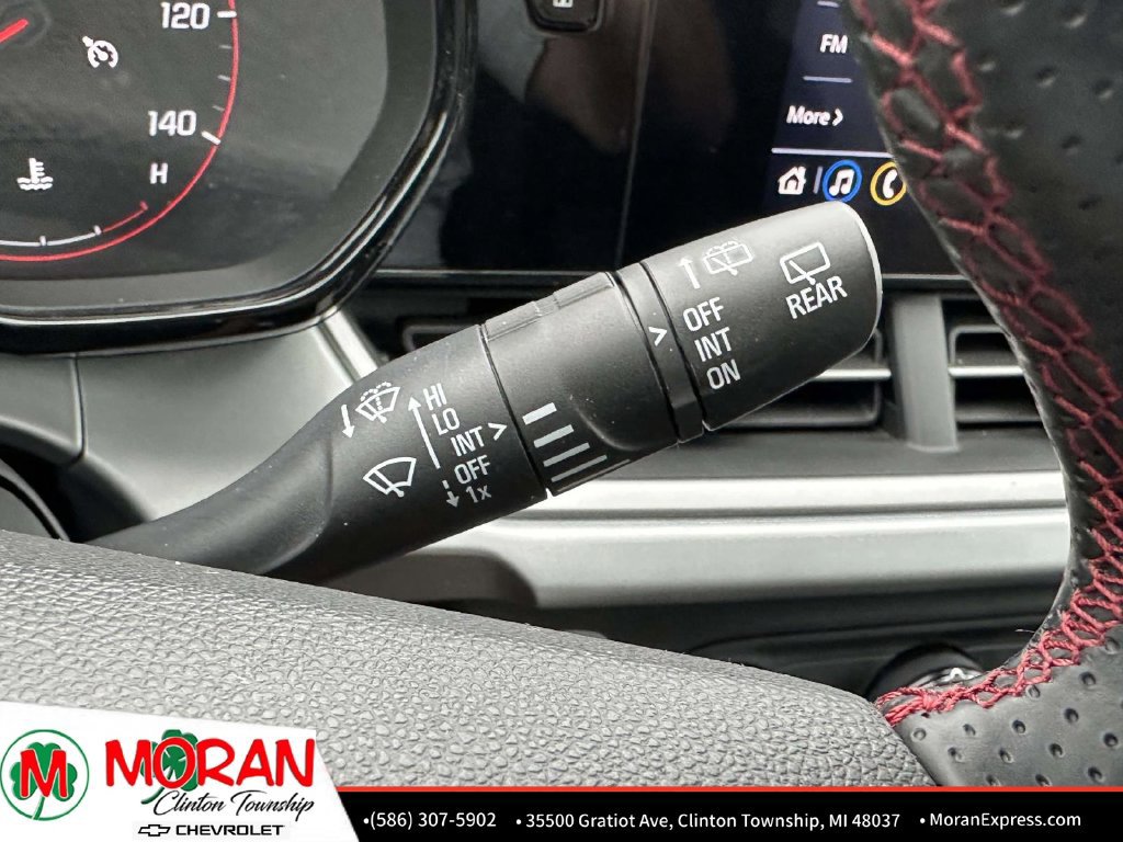 Used 2025 Chevrolet Trax RS w/ Driver Confidence Package FWD image 31