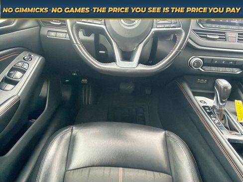 Used 2022 Nissan Altima 2.5 SR FWD image 16