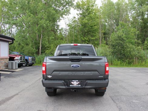 Used 2018 Ford F150 XLT w/ Equipment Group 302A Luxury AWD/4WD image 6