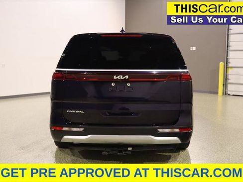 Used 2024 Kia Carnival LX FWD image 8